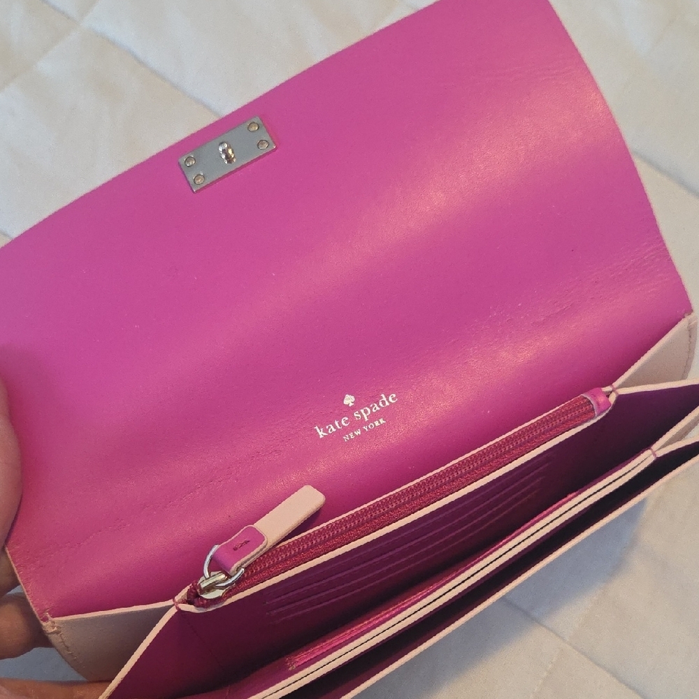 Kate Spade Soft Pink Wallet - Picture 3 of 4